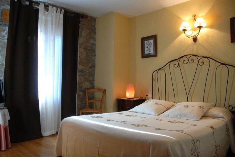 Casa Rural Casa Colom Еспот Стая снимка
