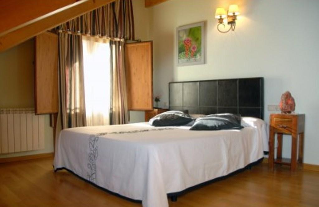 Casa Rural Casa Colom Еспот Стая снимка